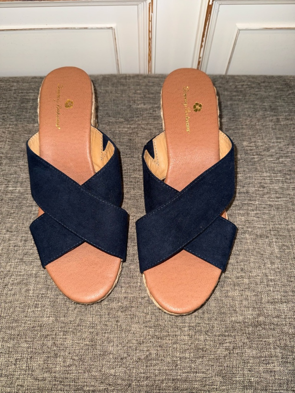 Crossband Tommy Bahamas size 9 Slide Sandals in Navy